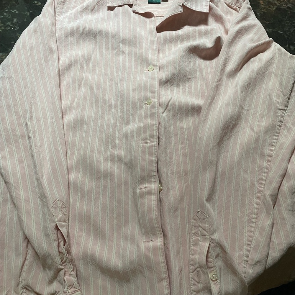 Nice 100 % silk shirt by Ralph Lauren